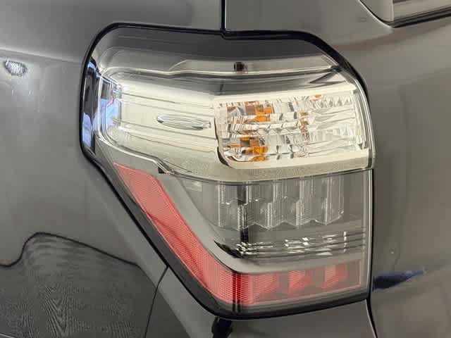 Used 2024 Toyota 4Runner SR5 Premium w/ Moonroof Package AWD/4WD image 13