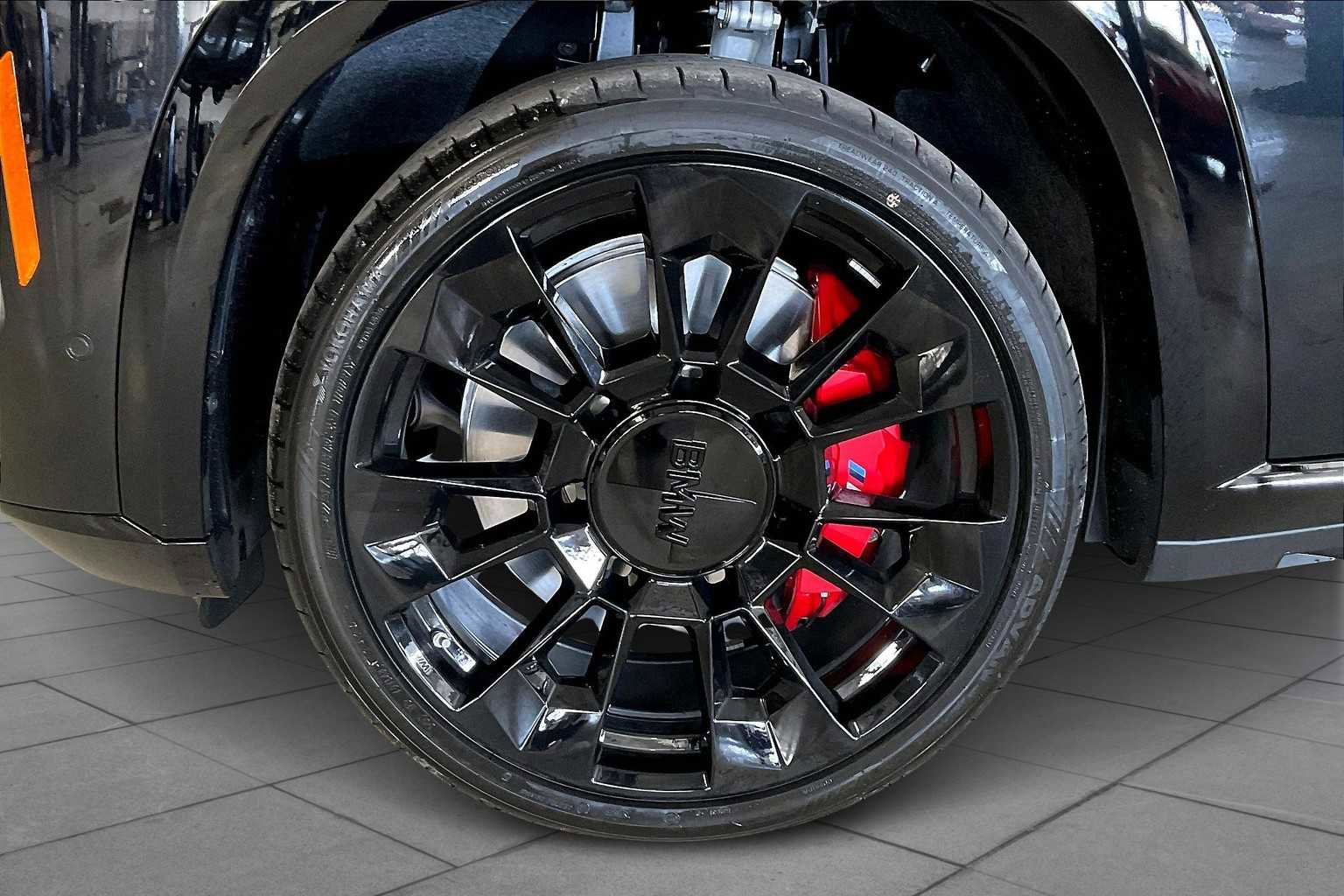 New 2026 BMW XM Label Red image 11