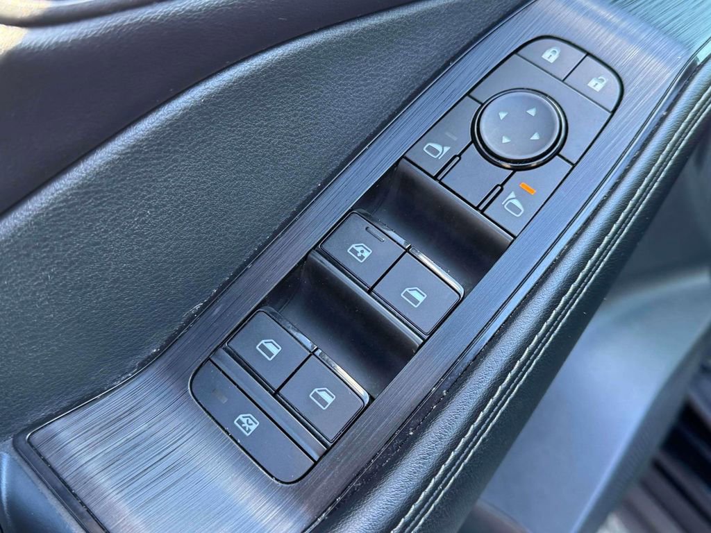 Certified 2024 Nissan Rogue SV image 17