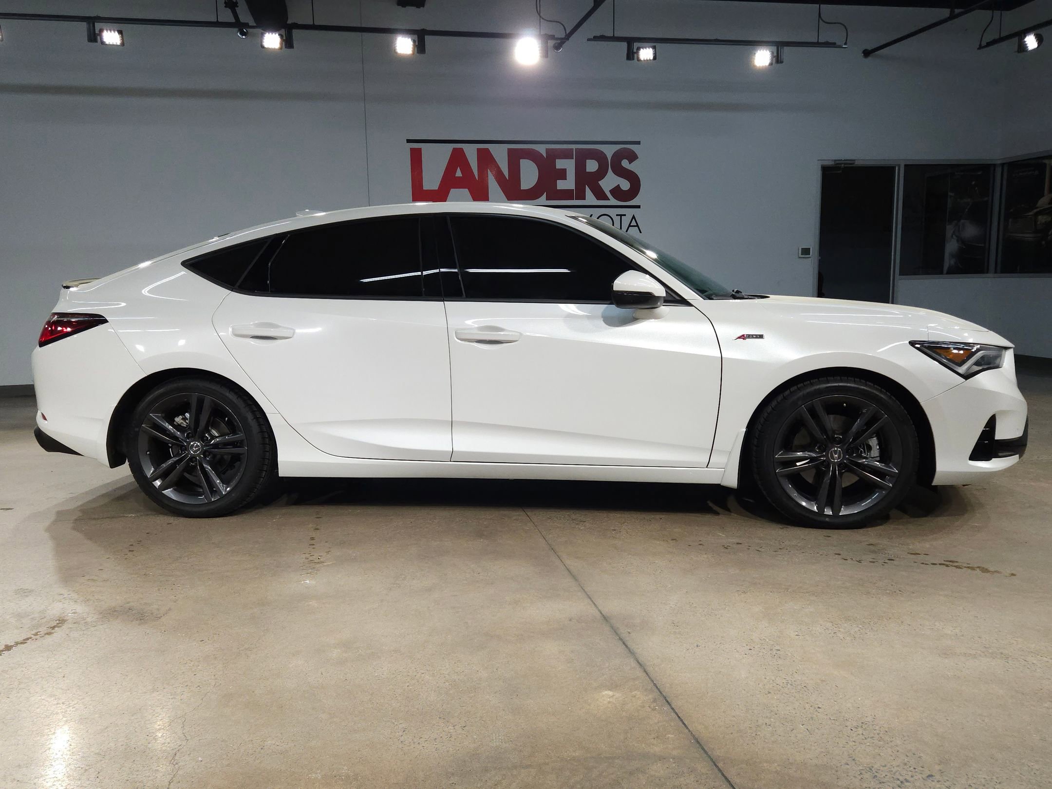 Used 2024 Acura Integra A-Spec image 8