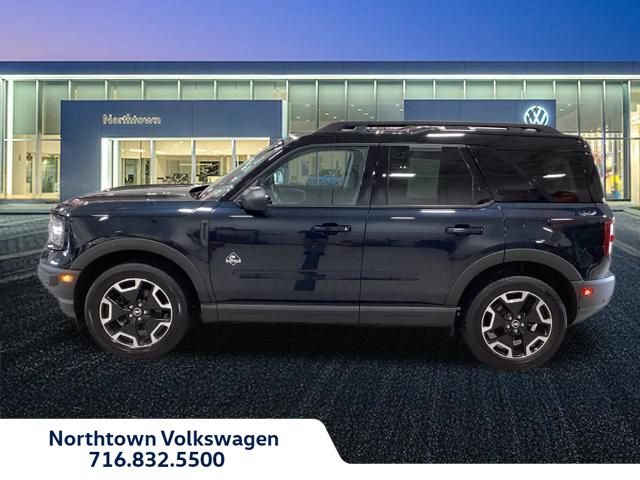 Used 2022 Ford Bronco Sport Outer Banks w/ Tech Package AWD/4WD image 2