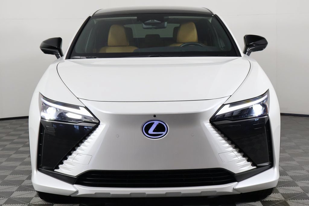 Certified 2023 Lexus RZ 450e Premium w/ Technology Package AWD/4WD image 2