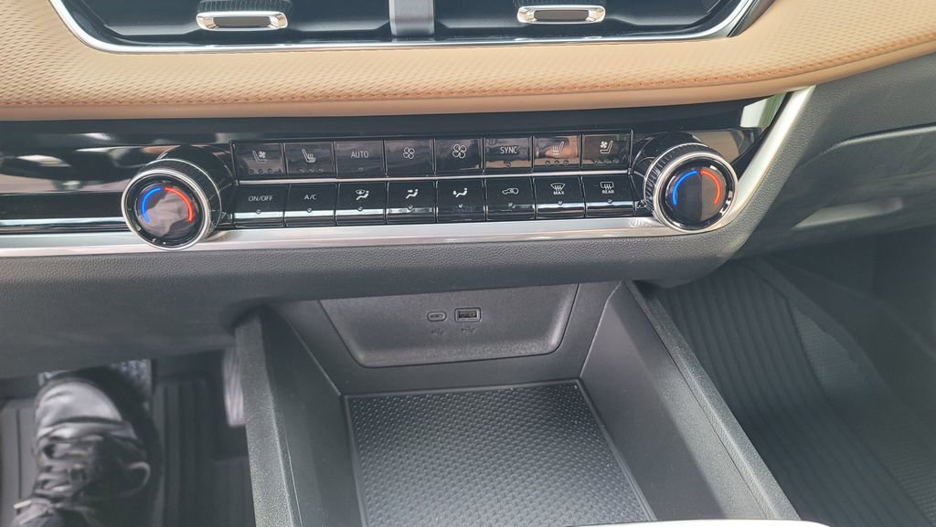New 2026 Chevrolet Equinox ACTIV w/ Convenience Package III image 22