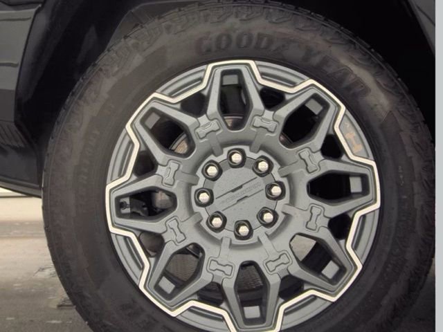 Used 2024 GMC Hummer EV 3X image 39