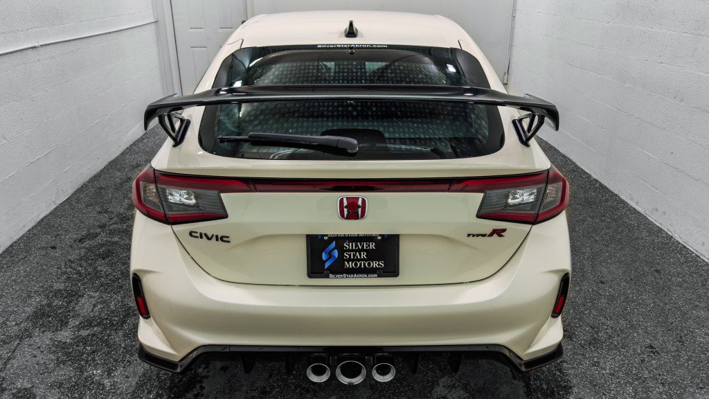 Used 2025 Honda Civic Type R image 7