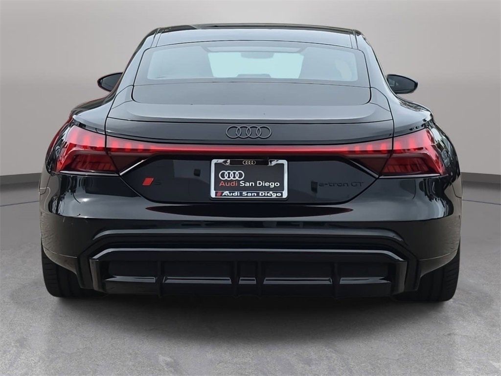 New 2026 Audi S e-tron GT Prestige image 4