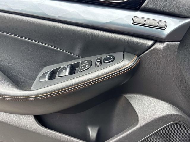 Used 2023 Nissan Maxima SR w/ Sport Mat Group image 16