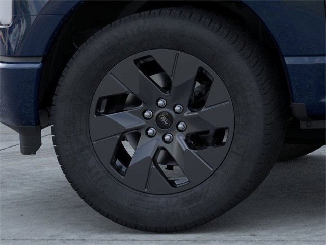 New 2025 Ford F150 Lightning Flash image 19