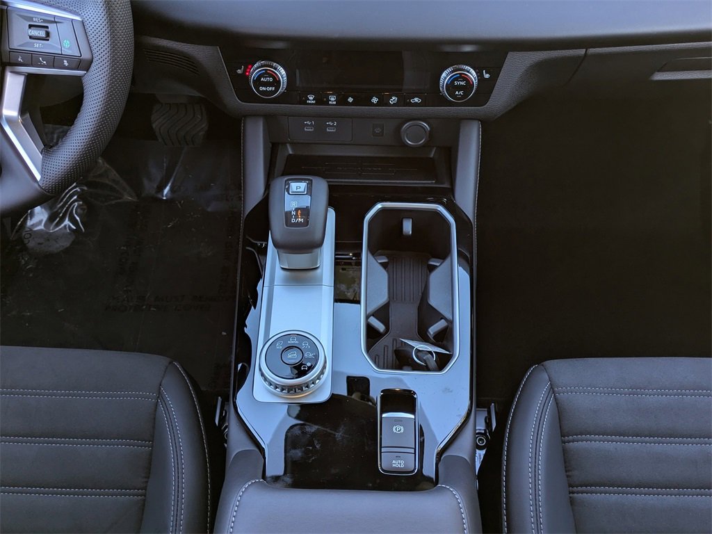 New 2025 Mitsubishi Outlander SE image 20