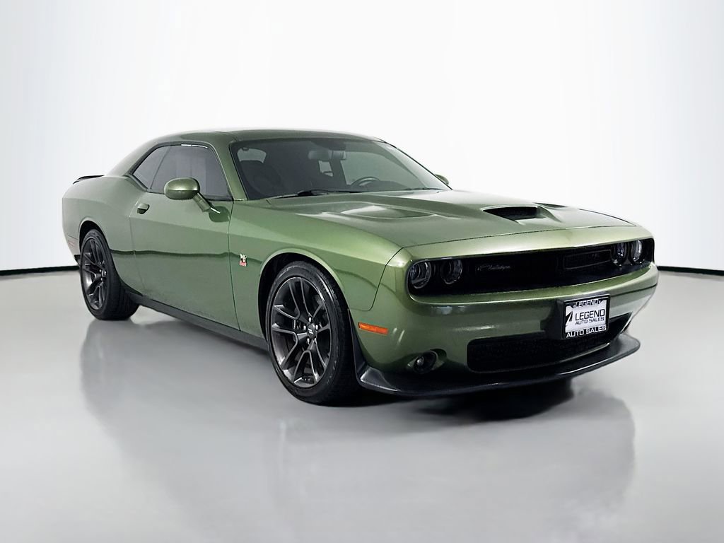 Used 2022 Dodge Challenger R/T Scat Pack RWD image 3