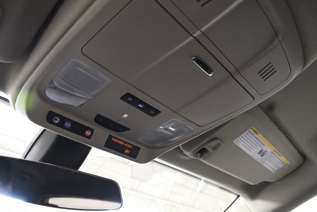 Used 2019 Buick Envision Essence image 34