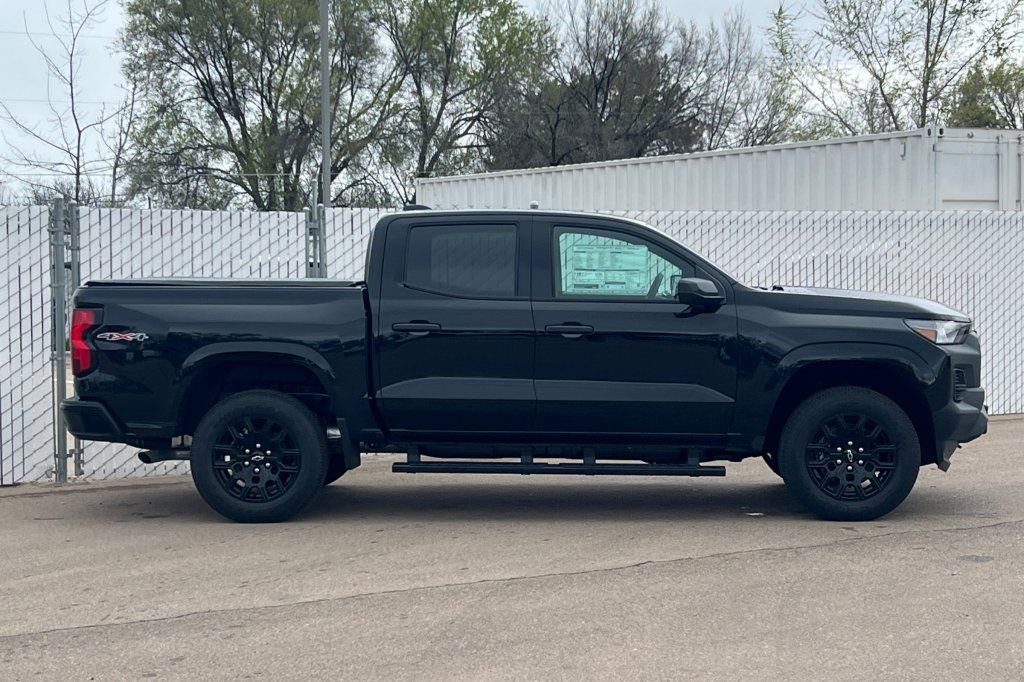 New 2026 Chevrolet Colorado W/T image 3