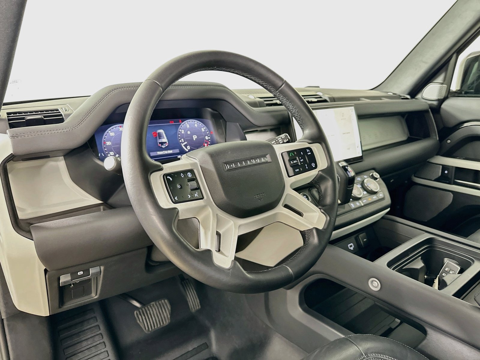 Used 2024 Land Rover Defender 130 S AWD/4WD image 32
