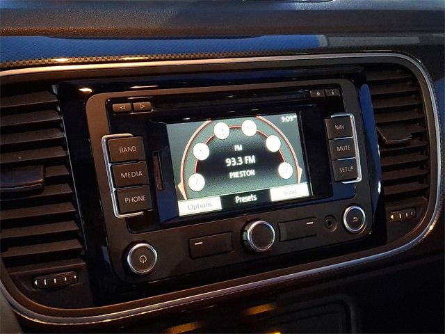 Used 2012 Volkswagen Beetle Turbo image 24