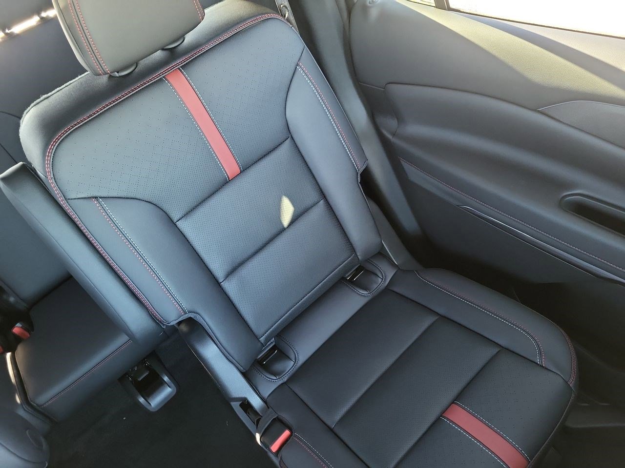 New 2026 Chevrolet Traverse RS image 14