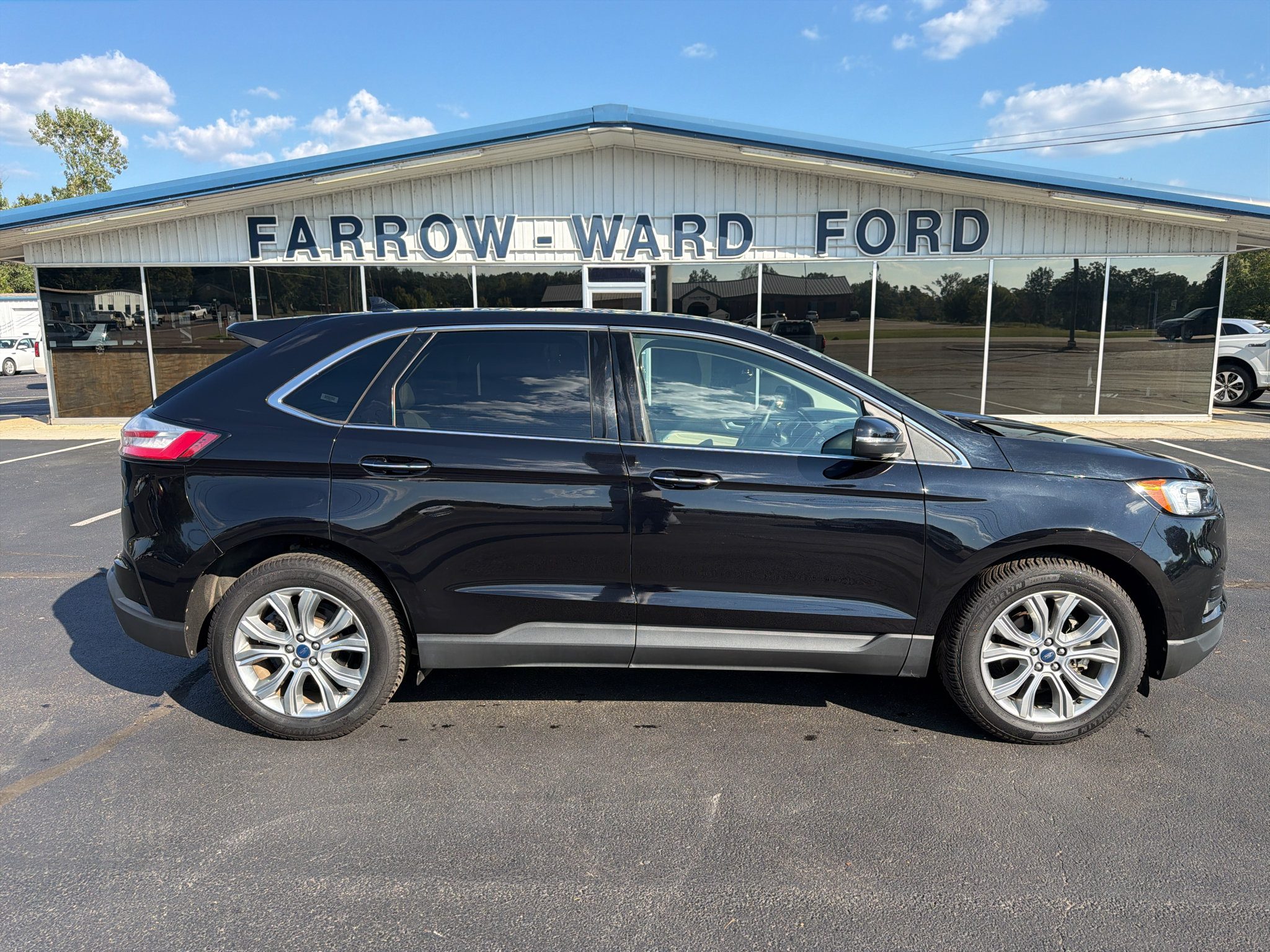 Used 2019 Ford Edge Titanium