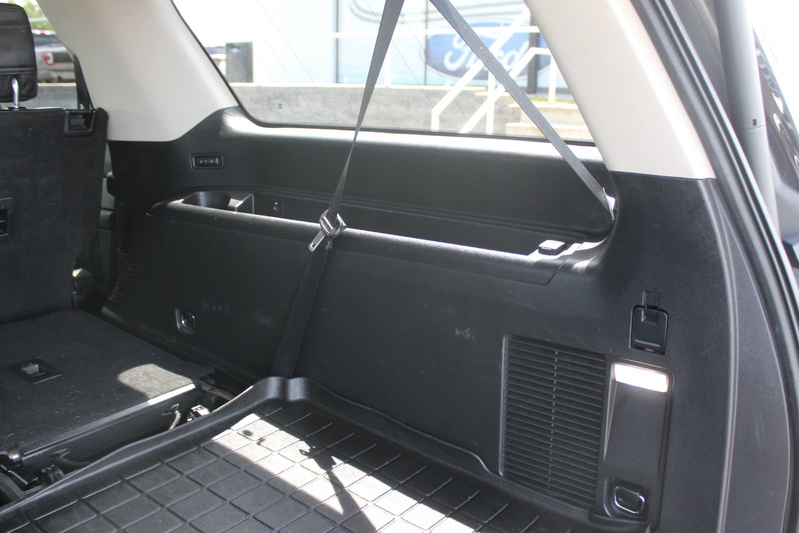 Used 2019 Ford Expedition Max Platinum AWD/4WD image 19