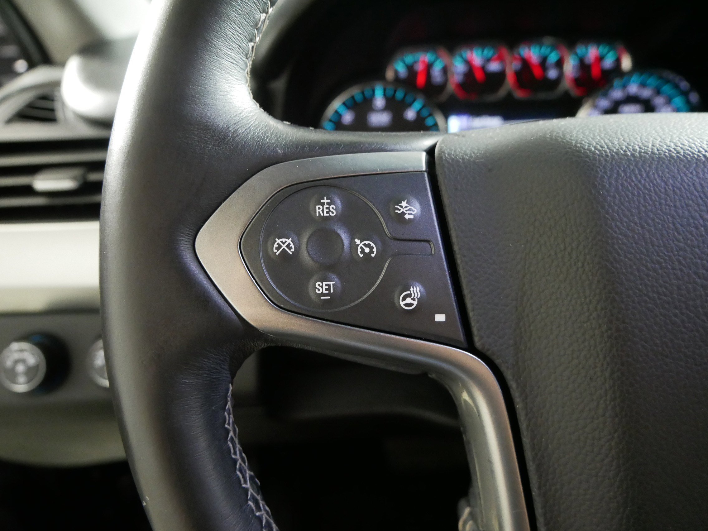 Used 2016 Chevrolet Tahoe LT w/ Luxury Package image 27