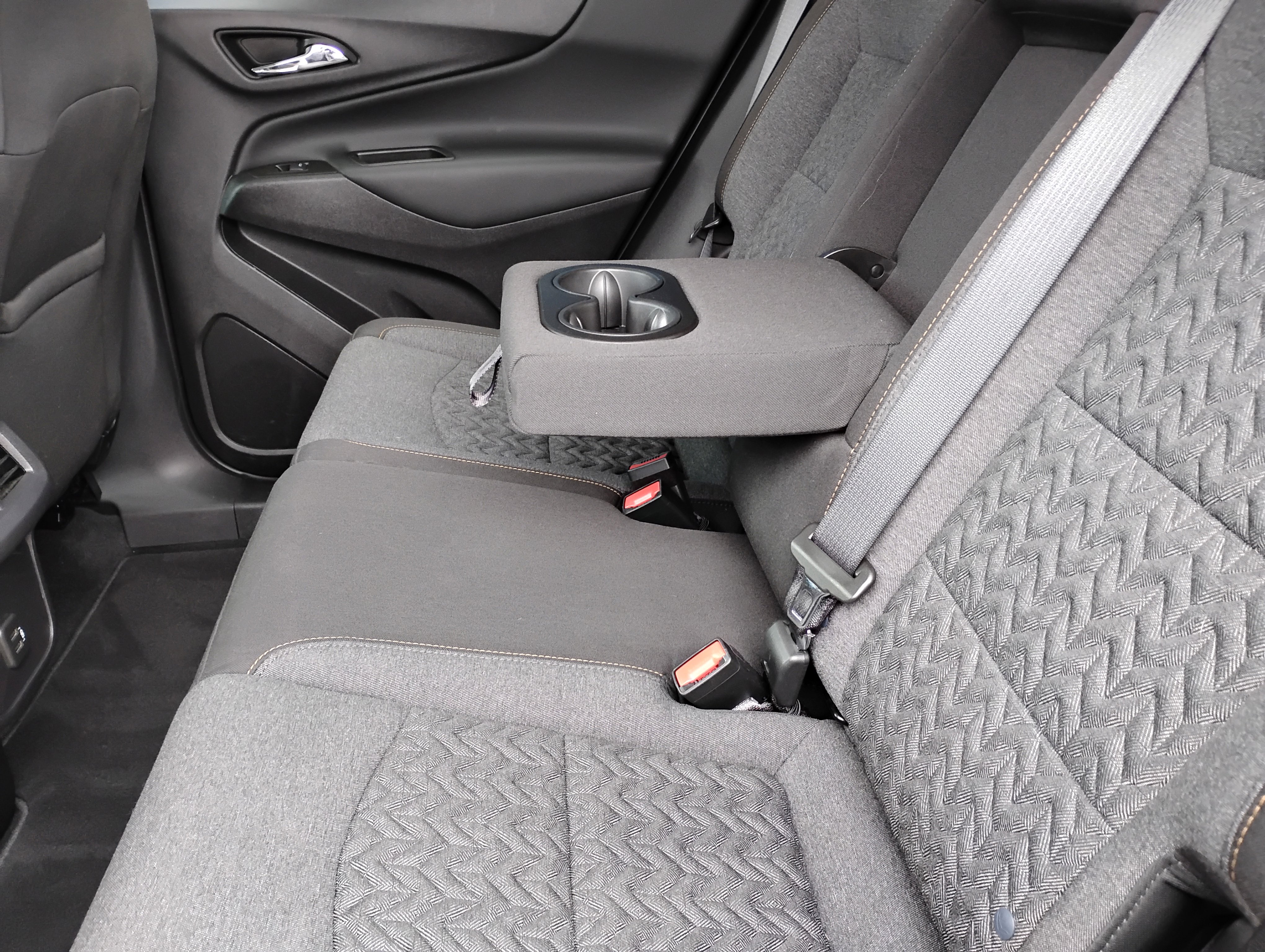 Used 2024 Chevrolet Equinox LT FWD image 18