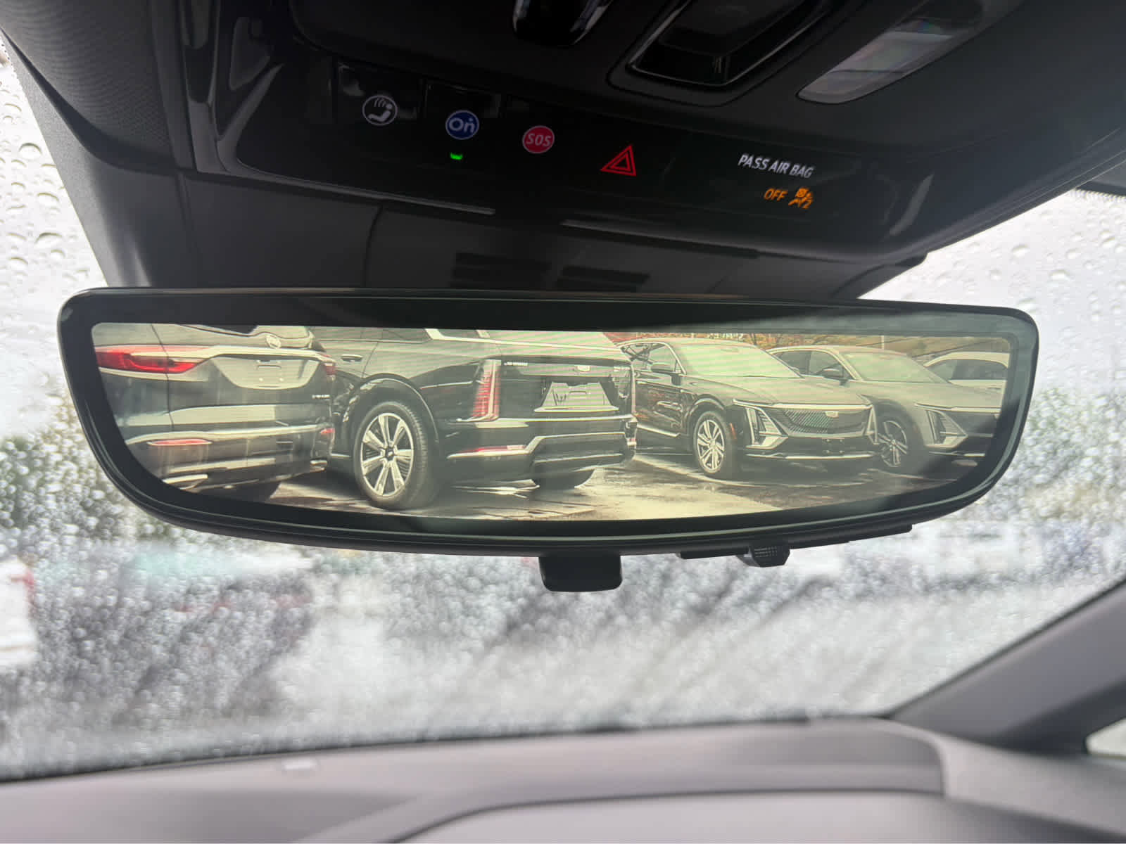 Used 2025 Cadillac Optiq Luxury 1 AWD/4WD image 19