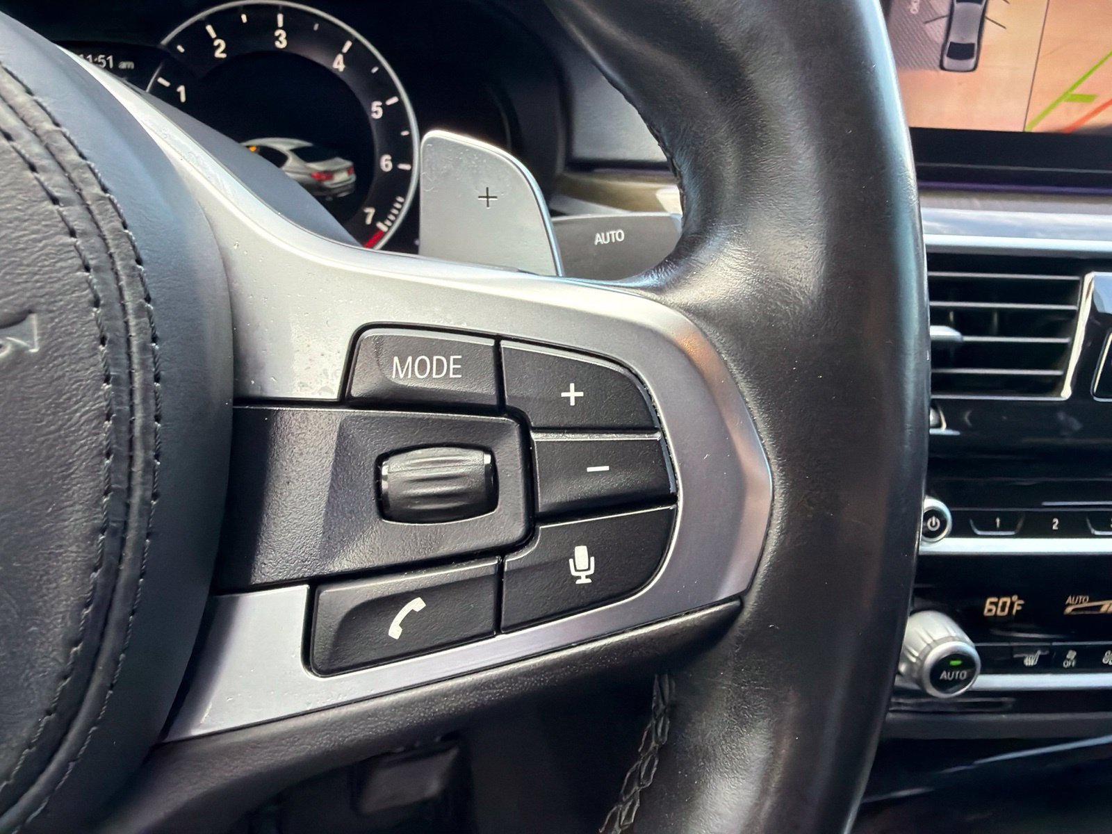 Used 2019 BMW 530i xDrive w/ M Sport Package AWD/4WD image 25