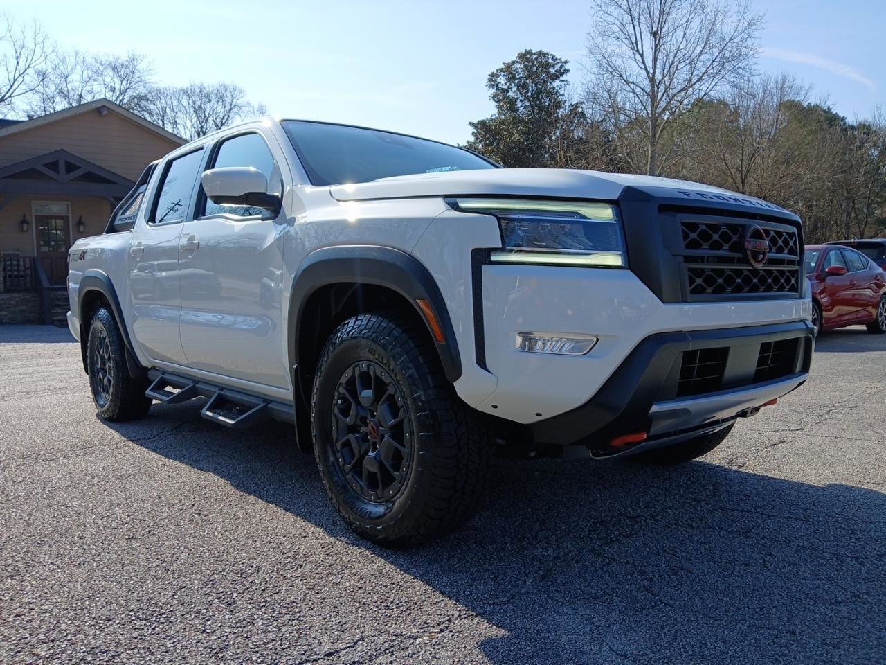 Used 2022 Nissan Frontier PRO-4X w/ Pro-4X Premium Package image 4