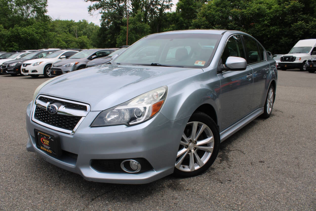 Used 2013 Subaru Legacy 2.5i Limited AWD/4WD image 1