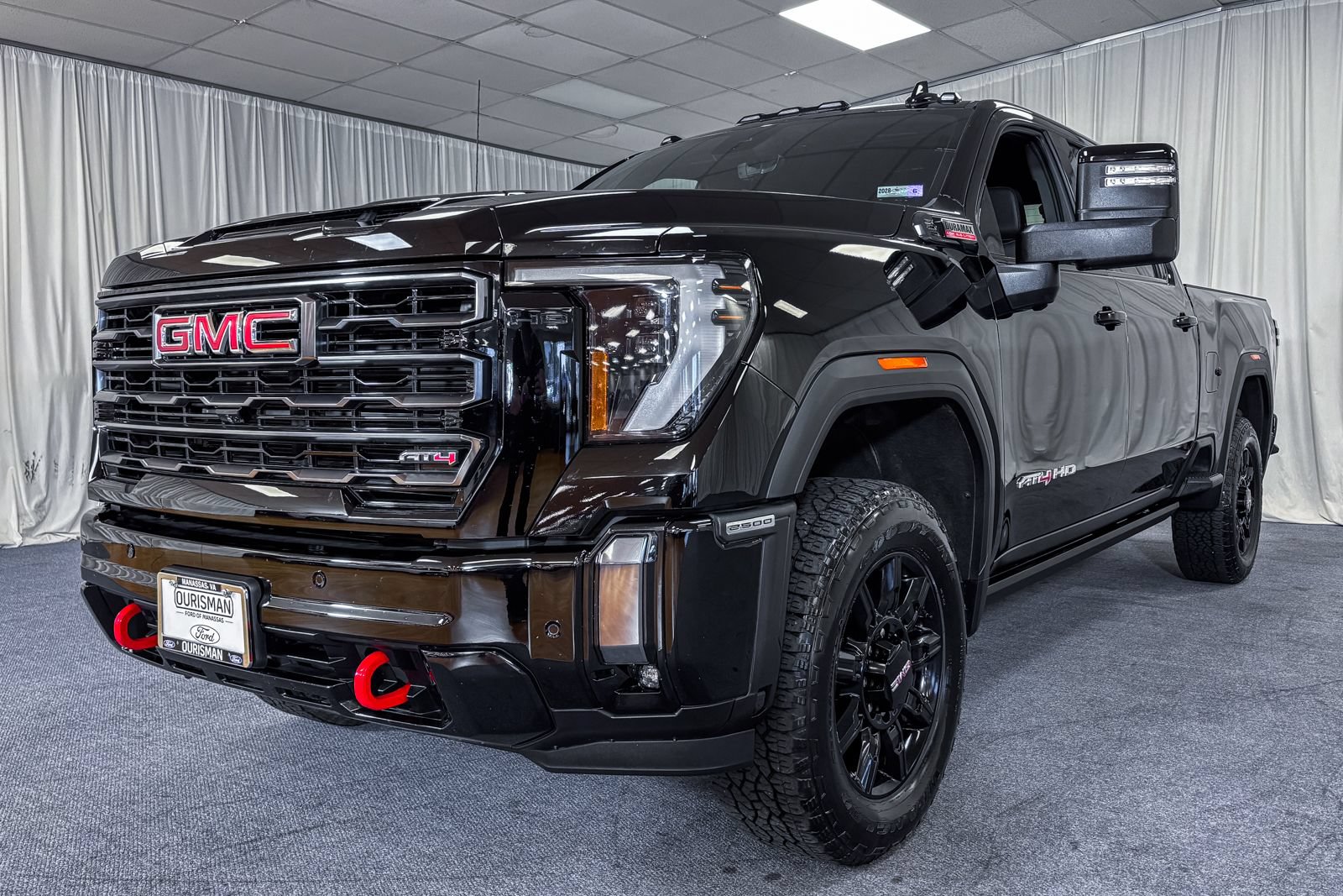 Used 2024 GMC Sierra 2500 AT4 w/ AT4 Premium Plus Package AWD/4WD image 3