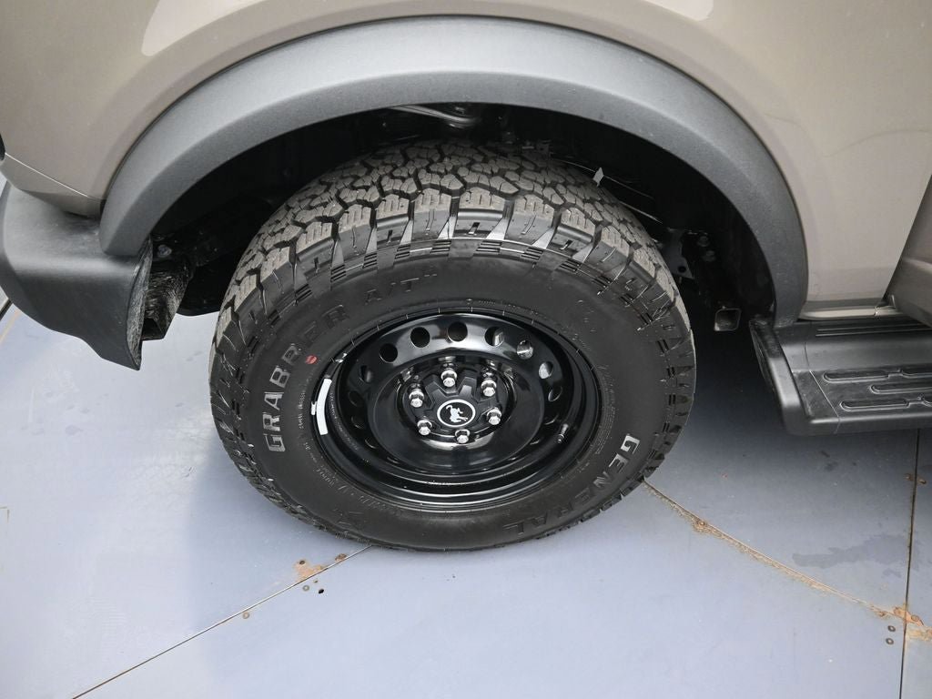 New 2026 Ford Bronco Outer Banks w/ Black Appearance Package AWD/4WD image 34