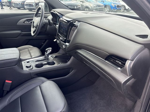 Certified 2023 Chevrolet Traverse LT w/ LPO, Floor Liner Package FWD image 27