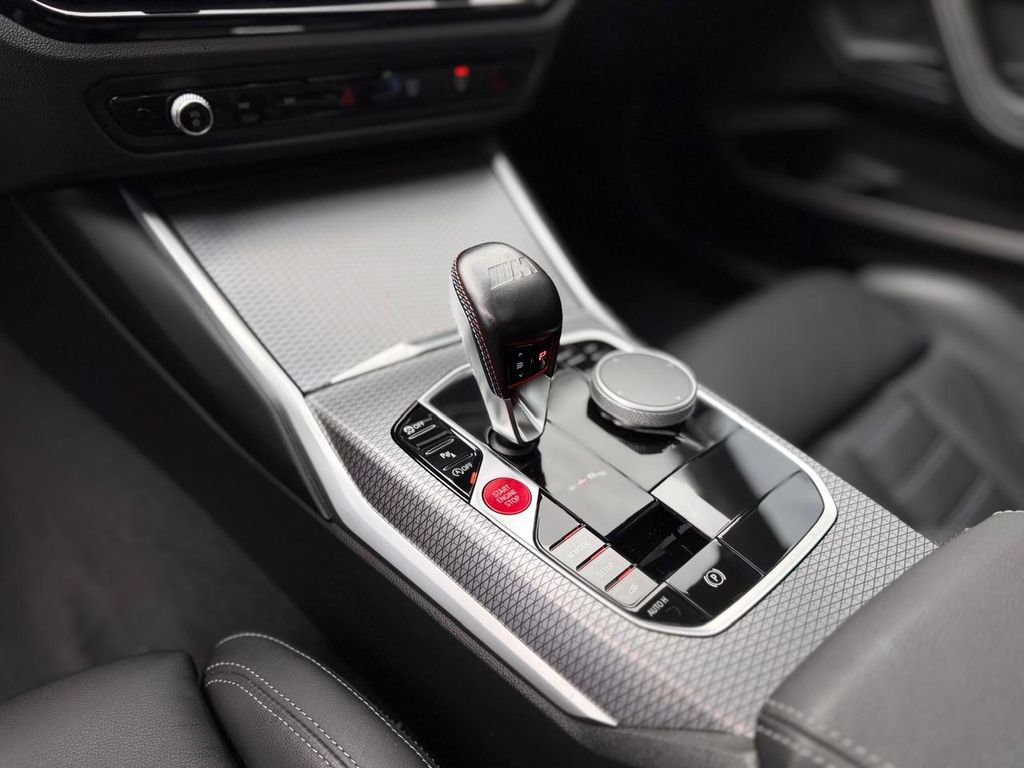 Used 2024 BMW M2 w/ Lighting Package image 17