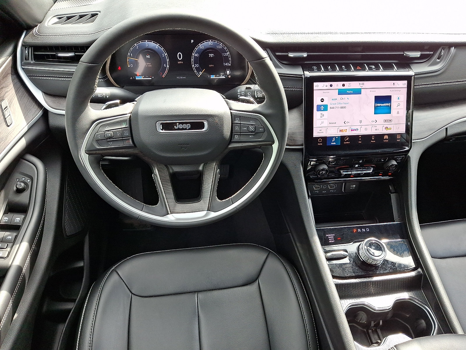 Certified 2025 Jeep Grand Cherokee L Limited AWD/4WD image 12