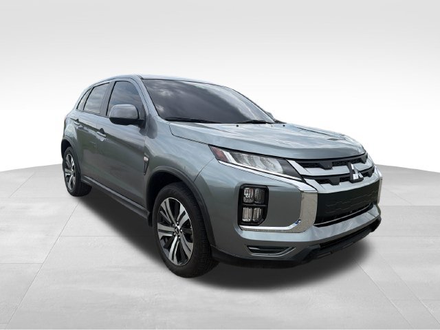 Used 2025 Mitsubishi Outlander Sport AWD image 3