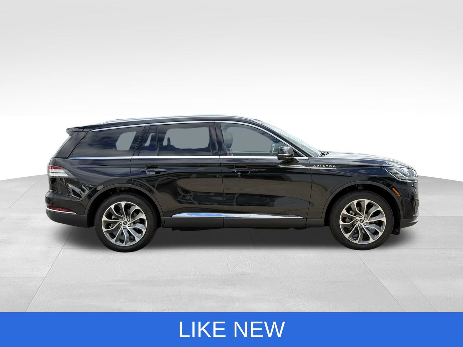 Used 2025 Lincoln Aviator Reserve w/ Illumination Package AWD/4WD image 10