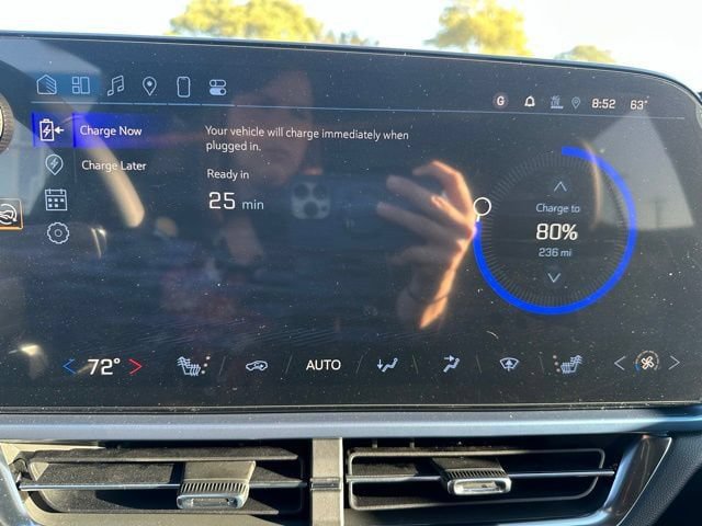 New 2024 Chevrolet Equinox EV LT AWD/4WD image 25