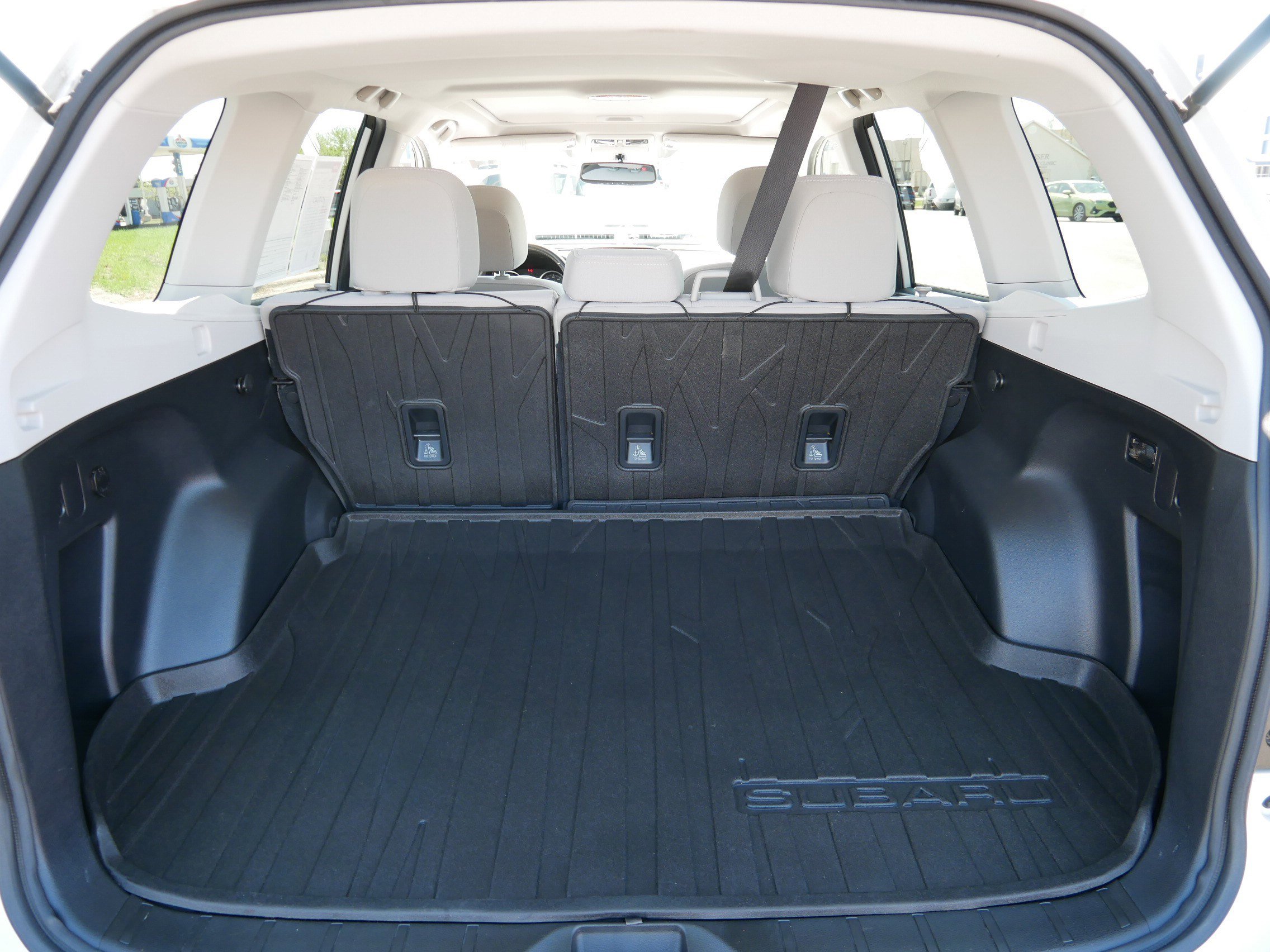 Used 2015 Subaru Forester 2.5i Premium w/ Popular Package #2 AWD/4WD image 18