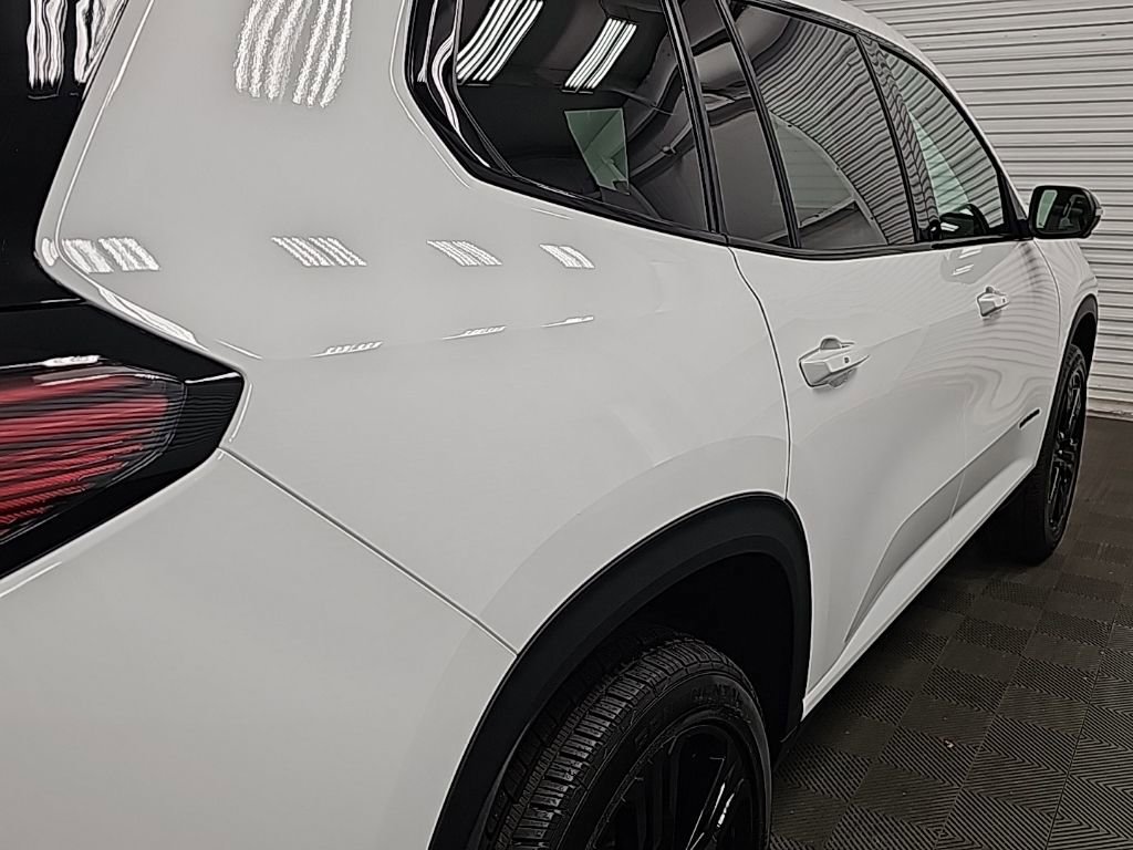 New 2026 GMC Acadia Elevation w/ Black Edition image 9