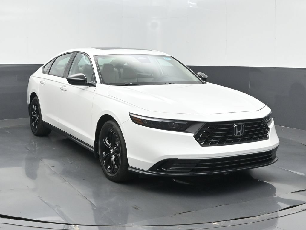 New 2025 Honda Accord SE image 3