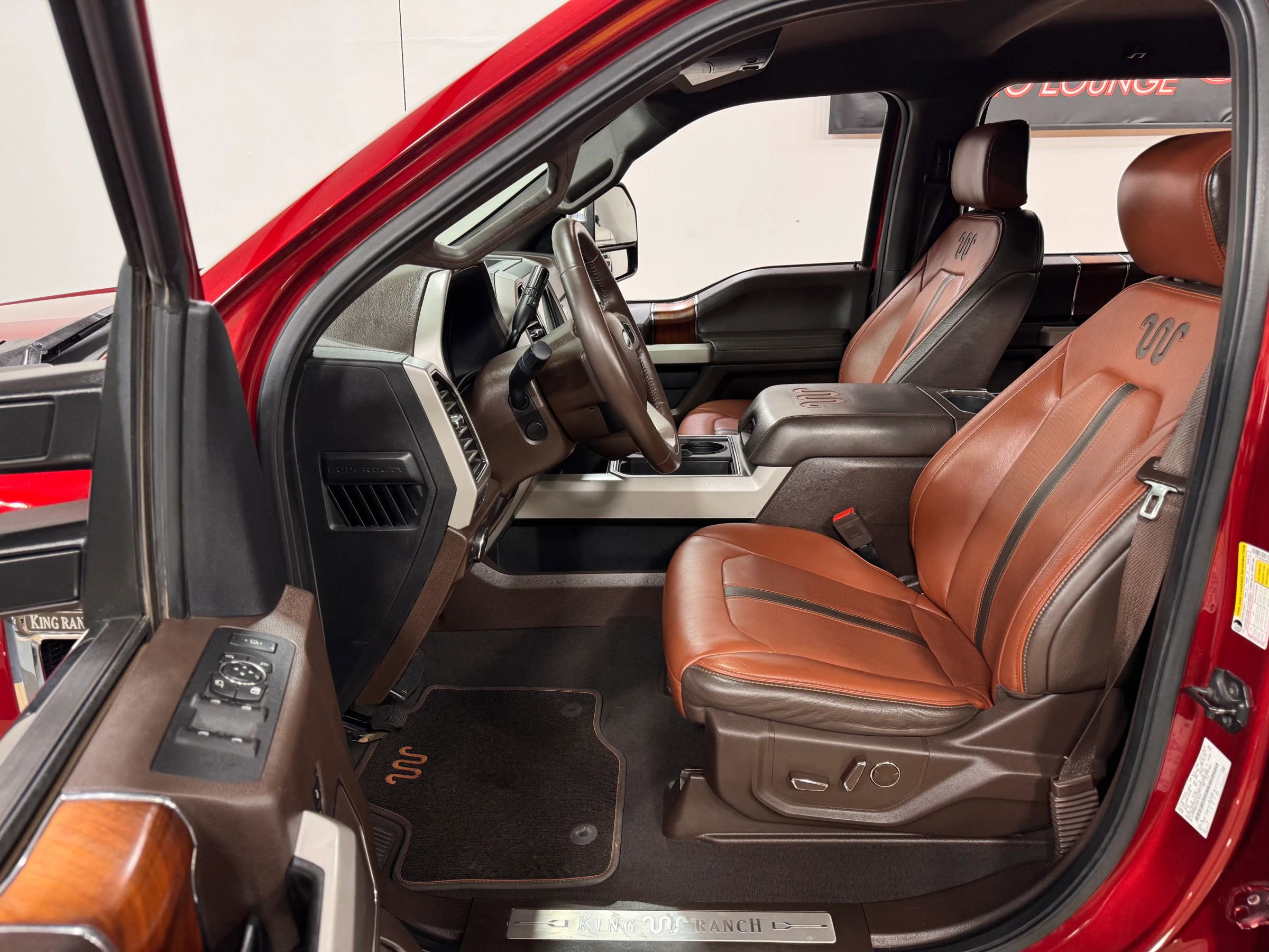Used 2019 Ford F250 King Ranch w/ Chrome Package AWD/4WD image 13