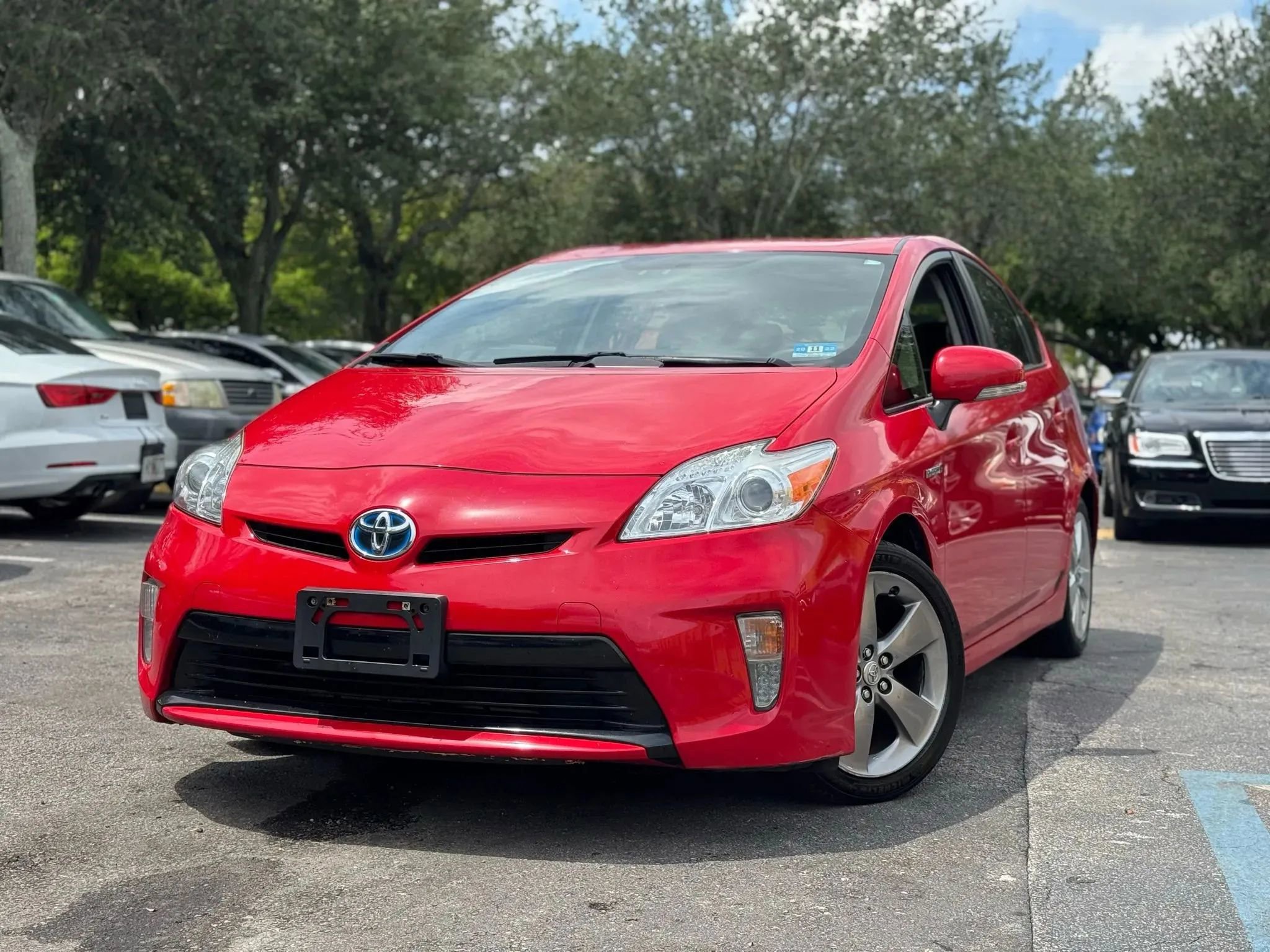 Used 2015 Toyota Prius Five video 2
