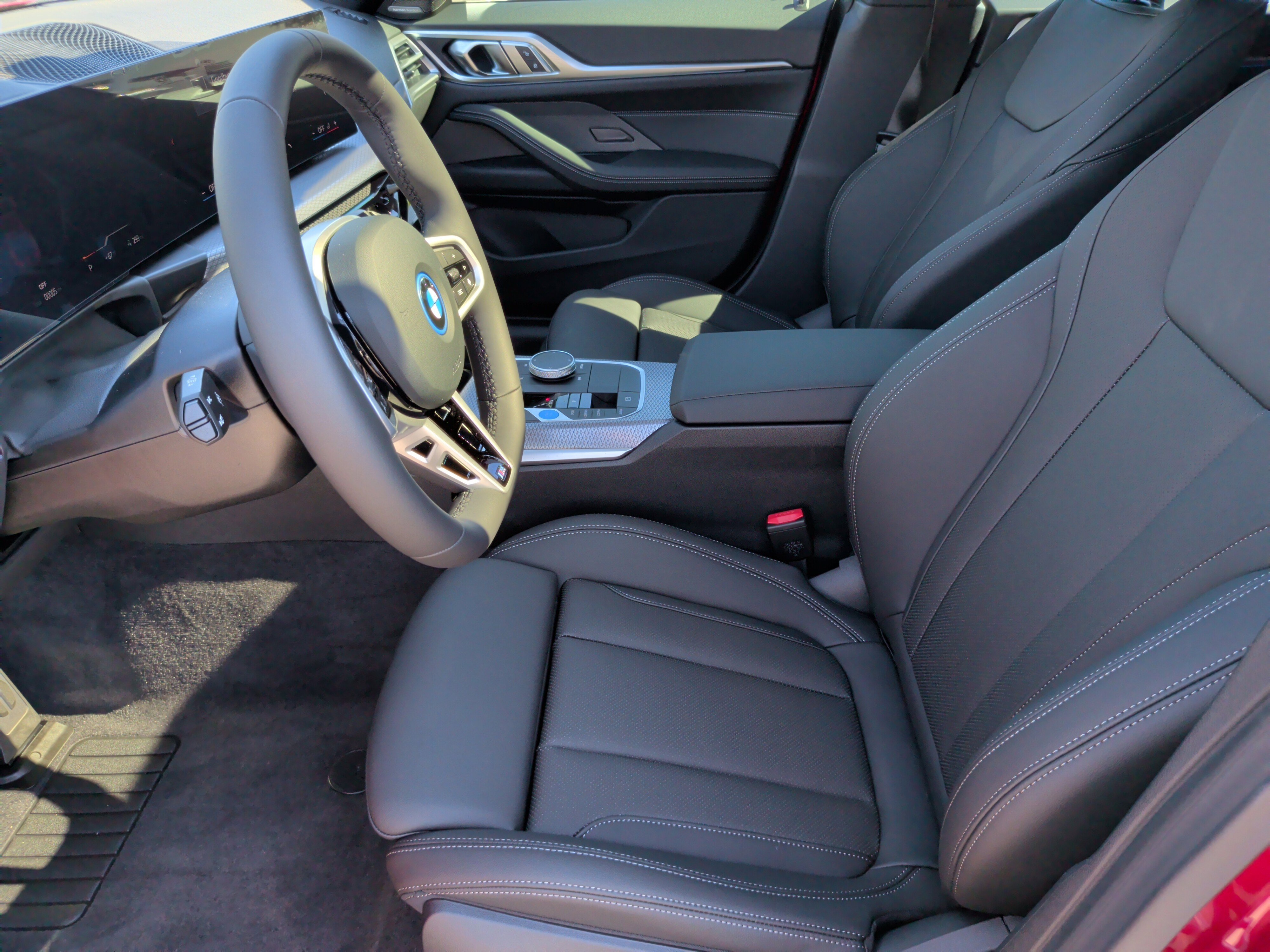 Certified 2025 BMW i4 eDrive40 w/ M Sport Package RWD image 15