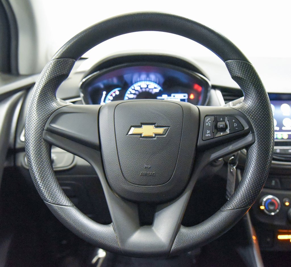 Used 2021 Chevrolet Trax LS image 22