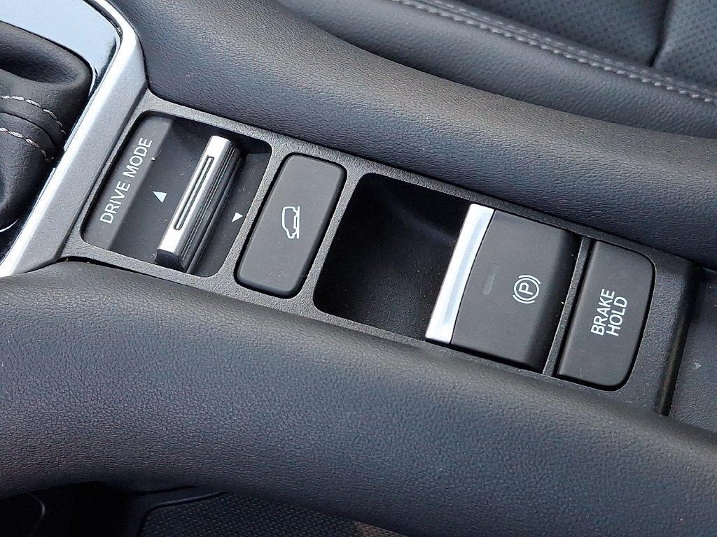 Used 2024 Honda HR-V EX-L image 28