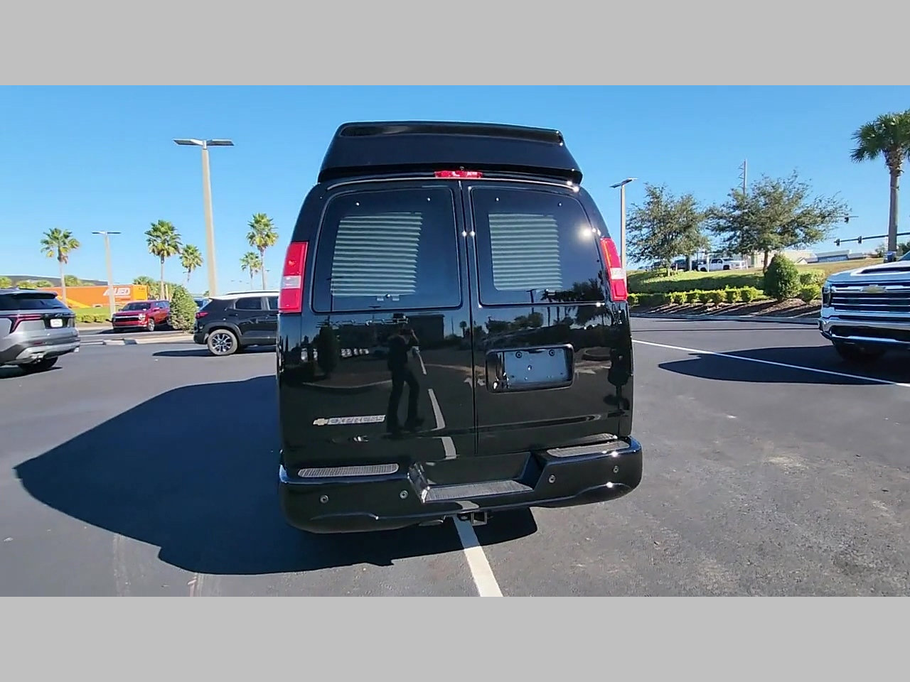 New 2025 Chevrolet Express 2500 Extended w/ Driver Convenience Package image 24