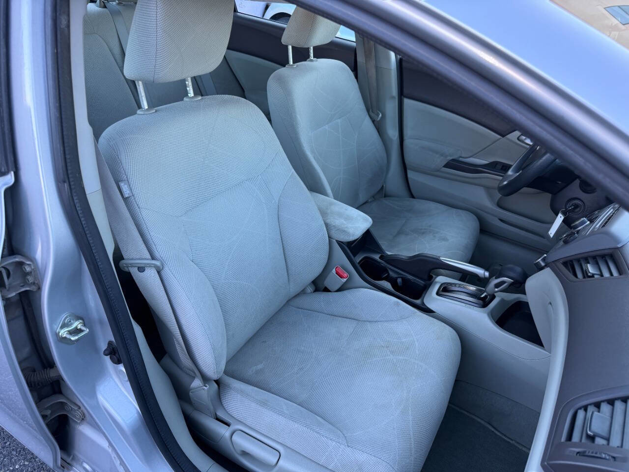 Used 2012 Honda Civic LX image 10