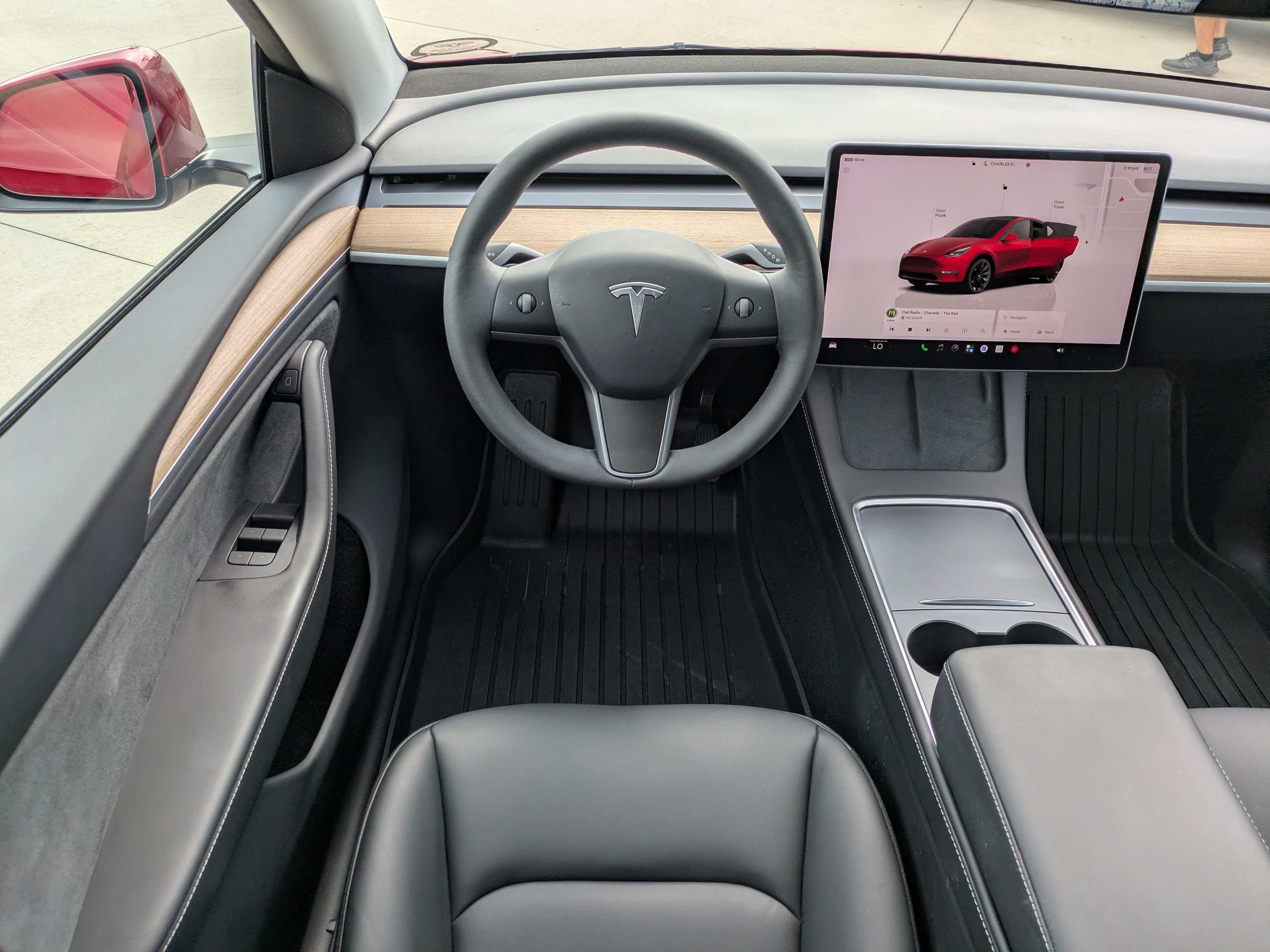 Used 2024 Tesla Model Y Long Range AWD/4WD image 15