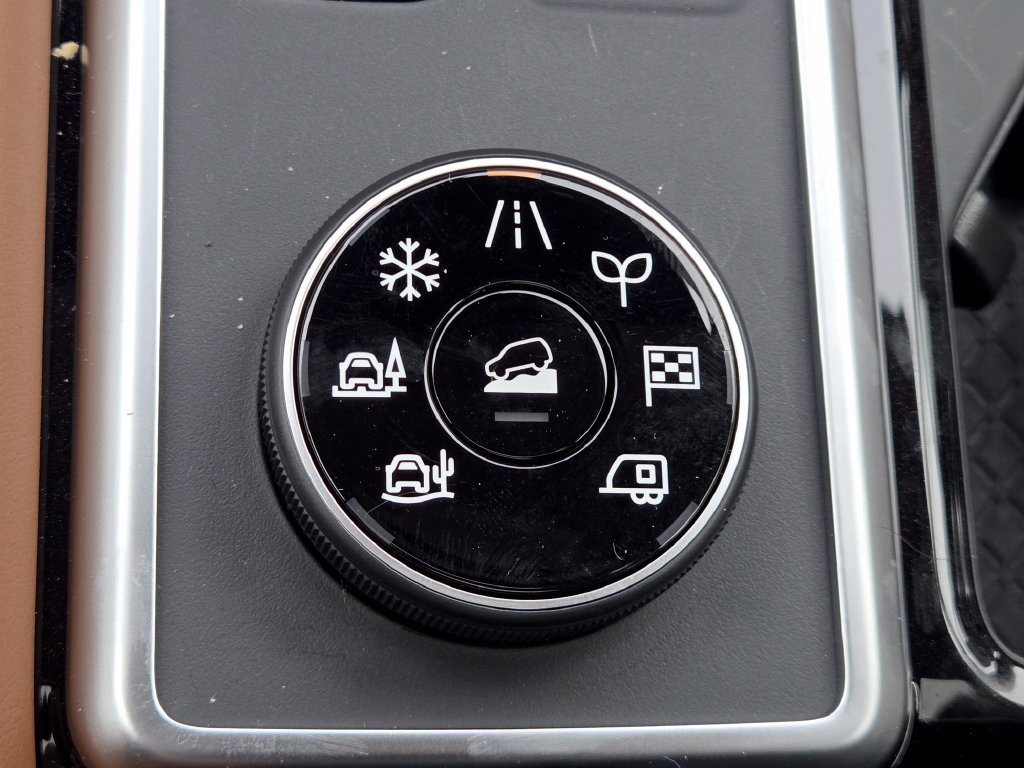 New 2026 Nissan Pathfinder Platinum AWD/4WD image 18