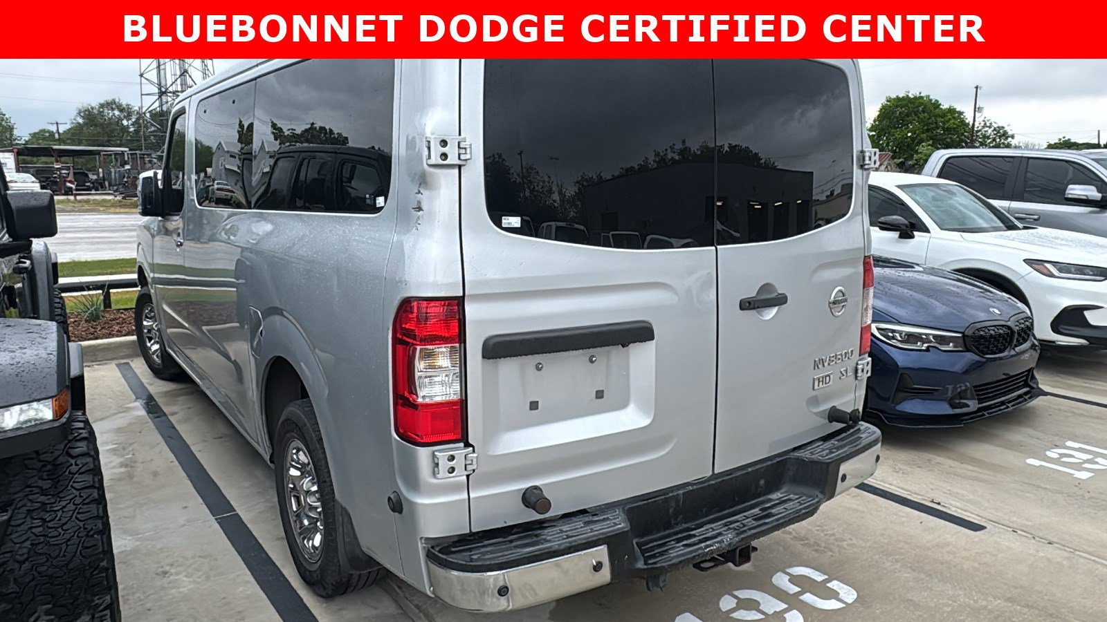 Used 2016 Nissan NV 3500 SL image 6