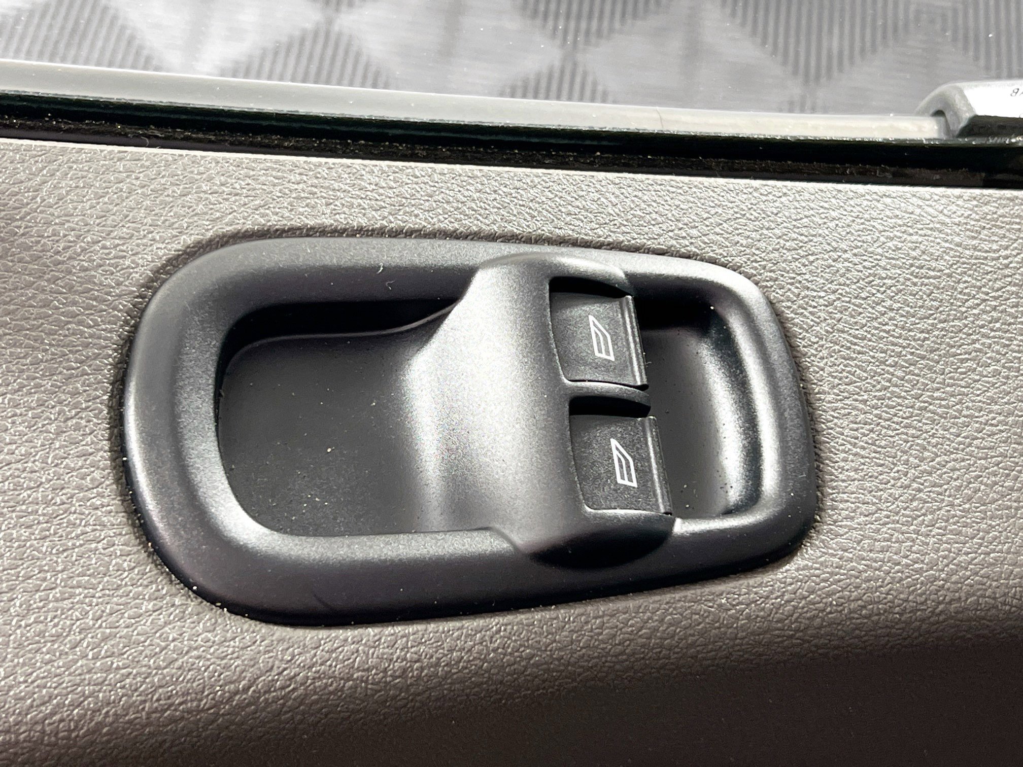 Used 2024 Ford Transit 350 XLT image 15