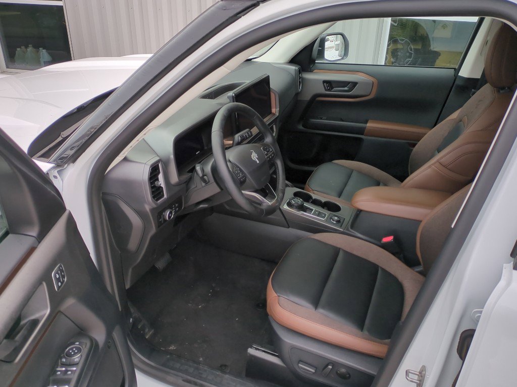 Used 2025 Ford Bronco Sport Outer Banks w/ Outer Banks Tech Package+ image 10